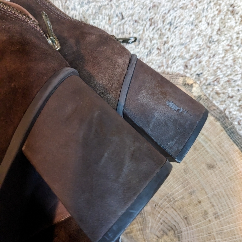 KORKS Heeled Suede Bootie with Chunky Buckle Ankle Boots | Size 9 | EUC - Picture 5 of 14